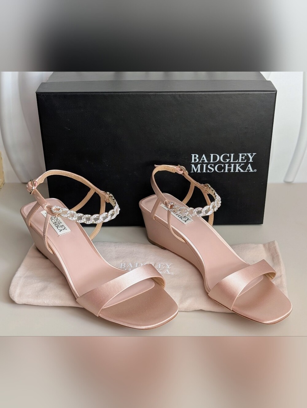 Badgley Mischka Kaelyn Blush Satin Crystal Wedding Wedge Sandals NIB 8